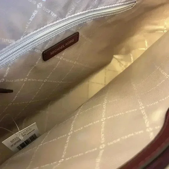 Michael Kors Sheila Large Signature Logo and Metallic Tote Bag - Picture 8 of 10